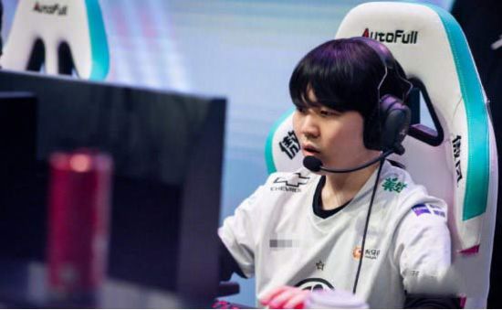 虎牙DOTA2不朽杯总决赛精彩落幕 电竞赛事新纪元